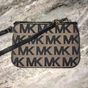 Michael Kors wristlet